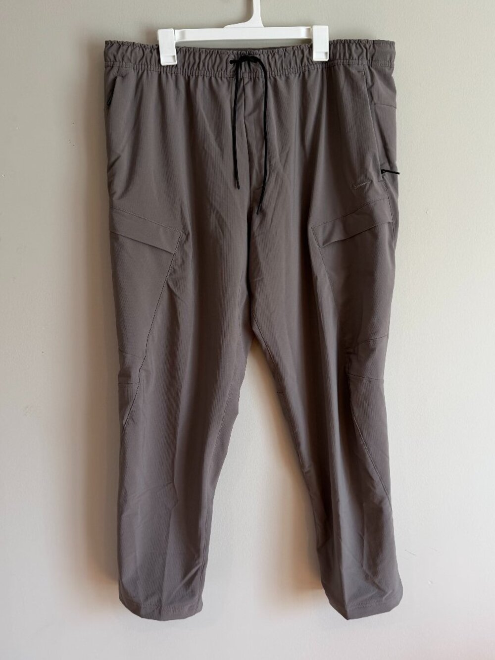 Nike HJ3154-289 Mens 2XL Unlimited Dri-FIT Versatile Cargo Pants Cave Stone